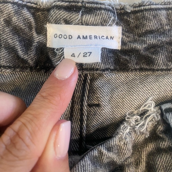 Good American Jeans - Picture 4 of 5